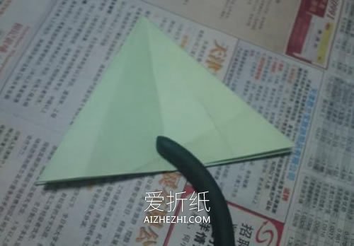 怎么折纸NS玫瑰花图解 手工NS玫瑰的折法步骤- www.aizhezhi.com