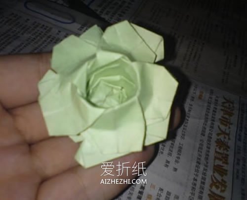 怎么折纸NS玫瑰花图解 手工NS玫瑰的折法步骤- www.aizhezhi.com