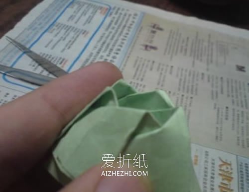 怎么折纸NS玫瑰花图解 手工NS玫瑰的折法步骤- www.aizhezhi.com