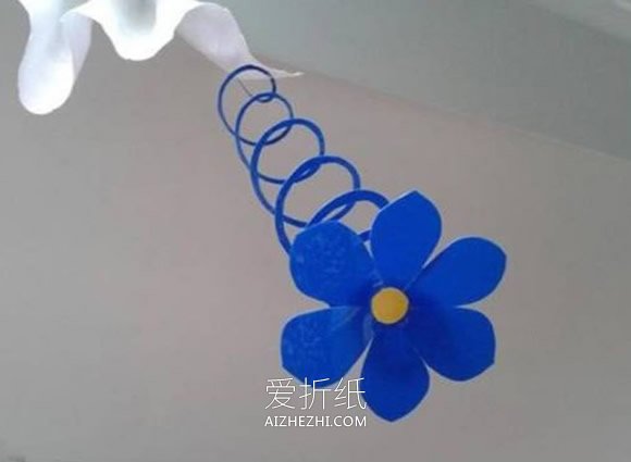 怎么做弹簧花的方法 卡纸手工制作花朵挂饰- www.aizhezhi.com