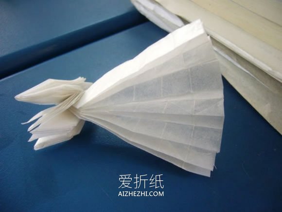 怎么折纸龙头戒指的方法 手工龙之指环的折法- www.aizhezhi.com