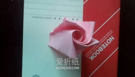 怎么折纸香槟玫瑰图解 手工梦幻香槟玫瑰花折法- www.aizhezhi.com