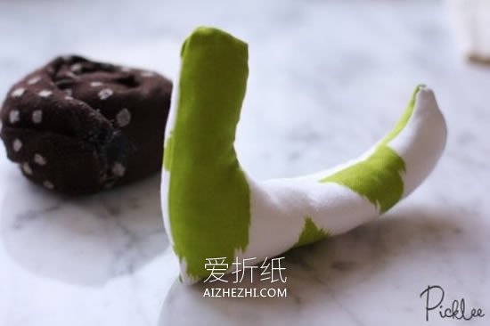 怎么做不织布蜗牛图解 手工布艺蜗牛玩偶制作- www.aizhezhi.com