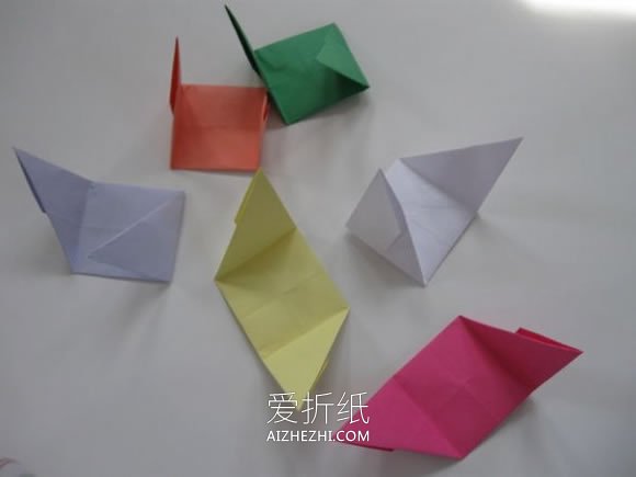 怎么折纸立方体的方法 手工六色方块折法图解- www.aizhezhi.com