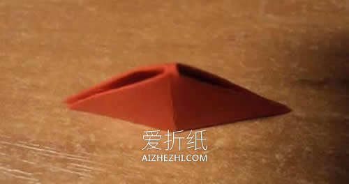 怎么折纸三角插鸭子图解 三角插手工制作鸭子- www.aizhezhi.com