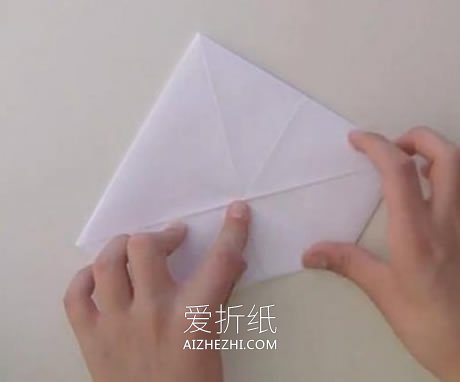 怎么折纸扁平玫瑰花步骤 手工组合式玫瑰折法- www.aizhezhi.com