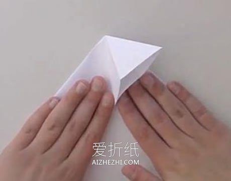 怎么折纸扁平玫瑰花步骤 手工组合式玫瑰折法- www.aizhezhi.com