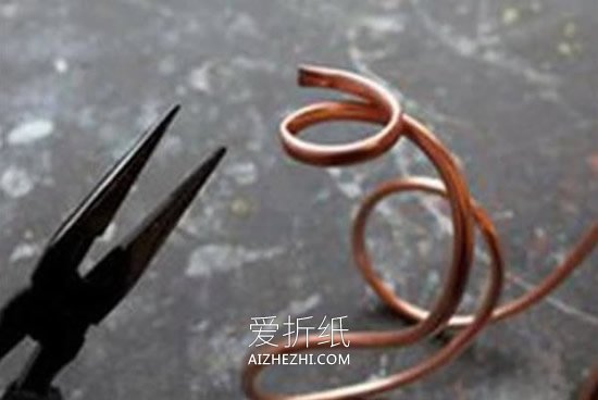 怎么做试管花瓶的方法 金属丝手工制作艺术花瓶- www.aizhezhi.com