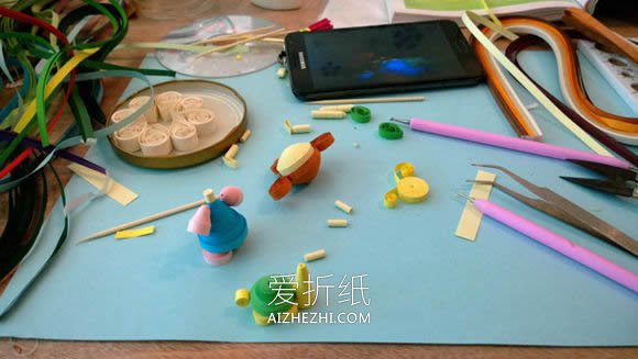 怎么做衍纸装饰摆件 衍纸制作小女孩的后花园- www.aizhezhi.com