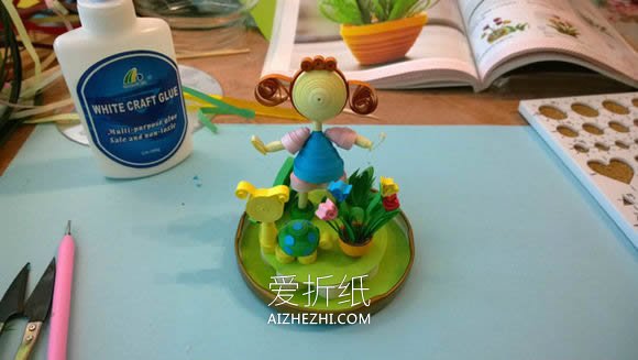 怎么做衍纸装饰摆件 衍纸制作小女孩的后花园- www.aizhezhi.com