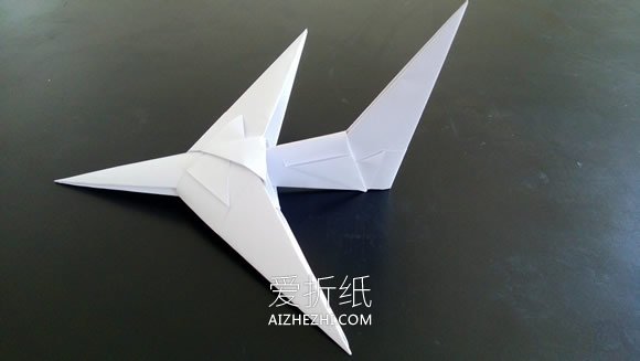 怎么折纸带螺旋桨飞机 手工组合式飞机的折法- www.aizhezhi.com