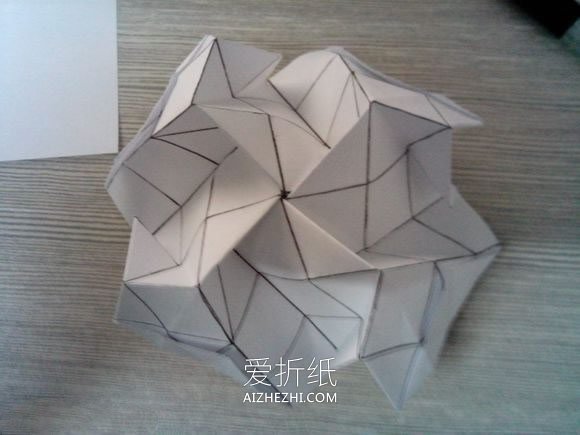 怎么折纸八瓣川崎玫瑰 手工八花瓣玫瑰花折法- www.aizhezhi.com