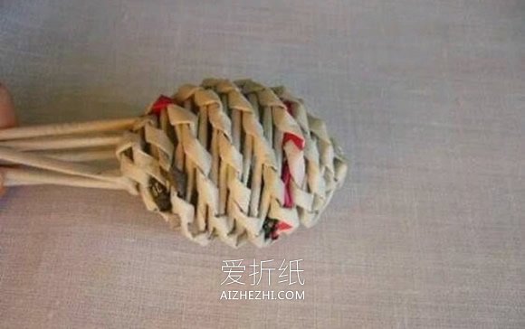 怎么编织做复活节彩蛋 旧报纸手工制作彩蛋- www.aizhezhi.com