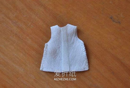 怎么做娃娃裙子的方法 布艺手工制作娃娃衣服- www.aizhezhi.com