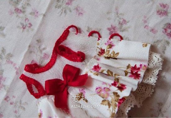 怎么做娃娃裙子的方法 布艺手工制作娃娃衣服- www.aizhezhi.com