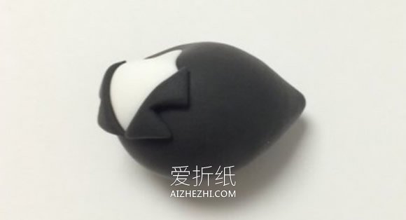 怎么做粘土小鸡的方法 超轻粘土绅士小黄鸡DIY- www.aizhezhi.com