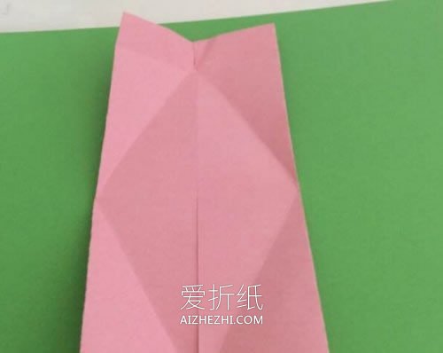 怎么折纸简易纸盒的方法 用爱心封口像粽子- www.aizhezhi.com