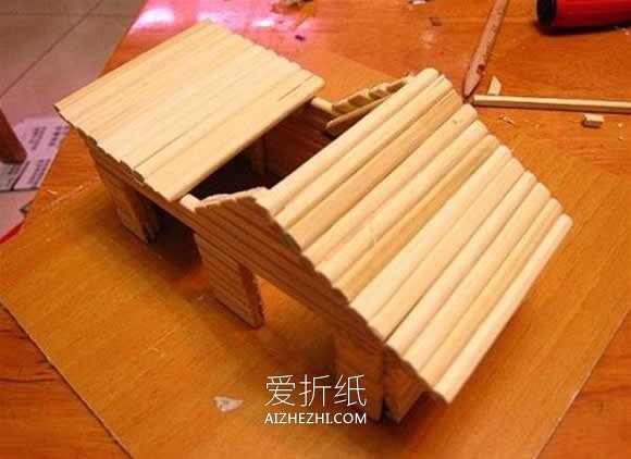 怎么做仓鼠笼教程 一次性筷子制作房子仓鼠笼- www.aizhezhi.com