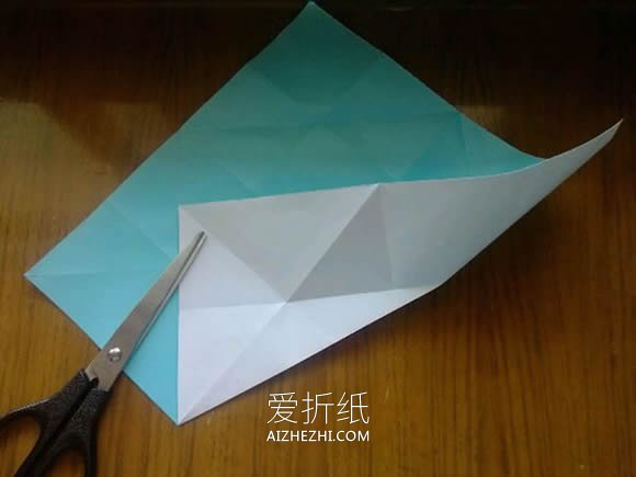 怎么折纸八瓣菊花图解 手工重阳节菊花折法- www.aizhezhi.com