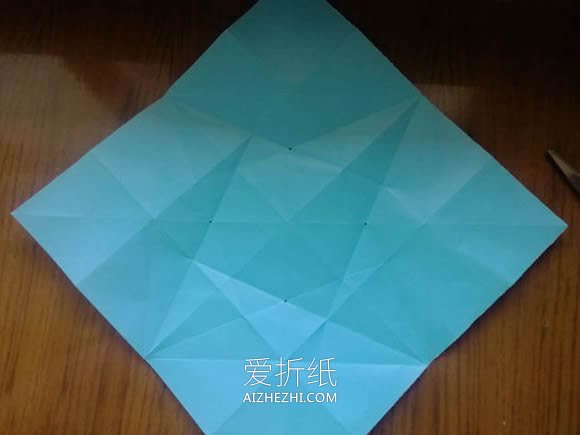 怎么折纸八瓣菊花图解 手工重阳节菊花折法- www.aizhezhi.com