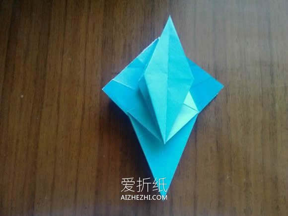 怎么折纸八瓣菊花图解 手工重阳节菊花折法- www.aizhezhi.com