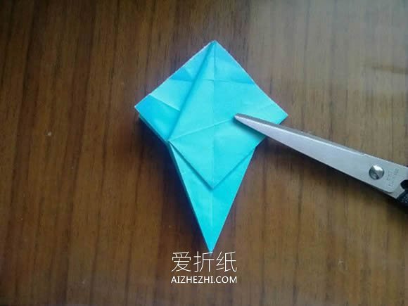 怎么折纸八瓣菊花图解 手工重阳节菊花折法- www.aizhezhi.com