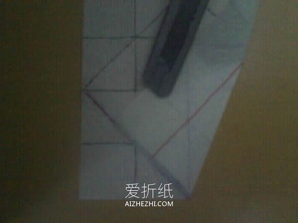 怎么折纸八瓣菊花图解 手工重阳节菊花折法- www.aizhezhi.com