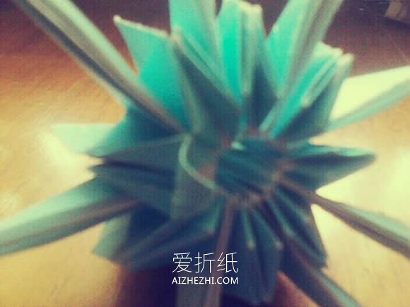 怎么折纸八瓣菊花图解 手工重阳节菊花折法- www.aizhezhi.com