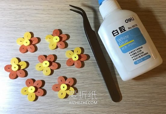 怎么简单衍纸小花图解 手工衍纸花基础教程- www.aizhezhi.com