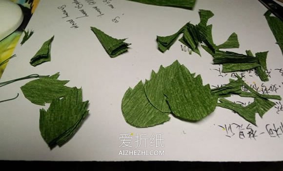 怎么做情人节红玫瑰花 皱纹纸手工制作红玫瑰- www.aizhezhi.com