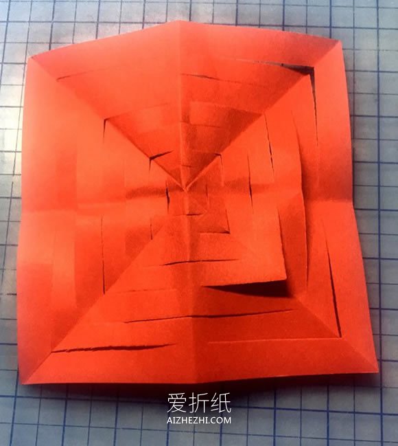 怎么做纸拉花的做法 手工剪纸制作纸拉花图解- www.aizhezhi.com