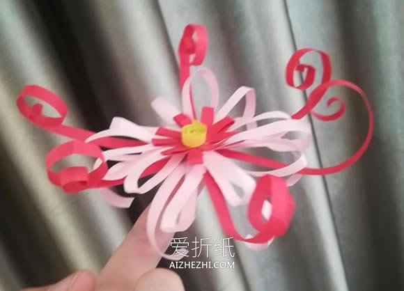 怎么做漂亮纸花的方法 衍纸条手工制作花朵- www.aizhezhi.com