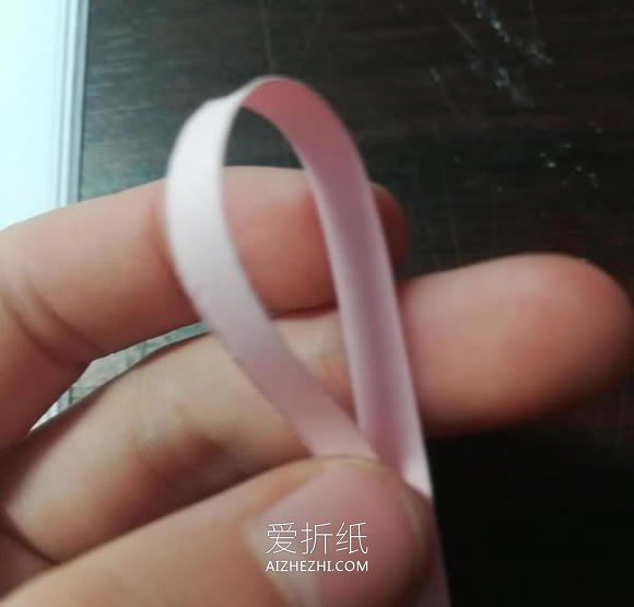 怎么做漂亮纸花的方法 衍纸条手工制作花朵- www.aizhezhi.com