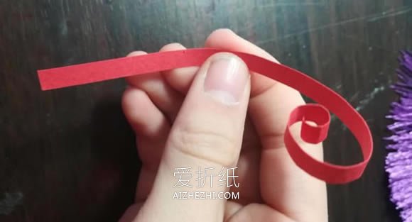 怎么做漂亮纸花的方法 衍纸条手工制作花朵- www.aizhezhi.com