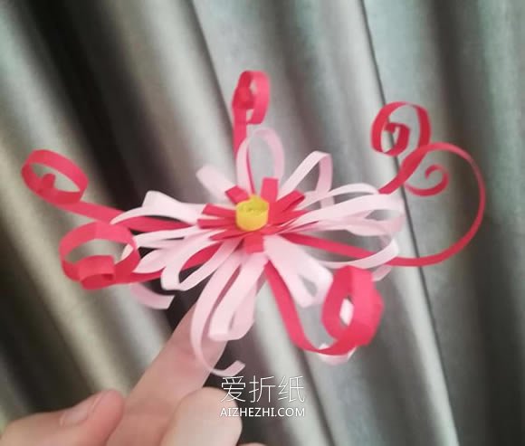 怎么做漂亮纸花的方法 衍纸条手工制作花朵- www.aizhezhi.com