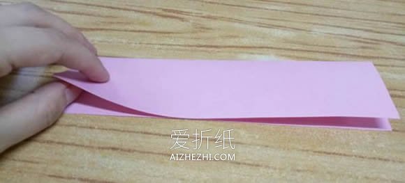 怎么折纸带叶荷花步骤 简单立体荷花折法图解- www.aizhezhi.com