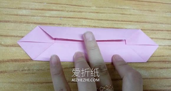 怎么折纸带叶荷花步骤 简单立体荷花折法图解- www.aizhezhi.com