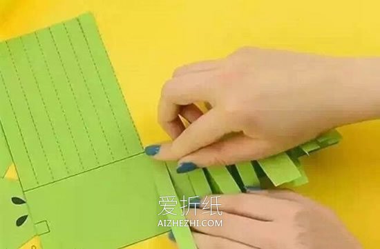 怎么做立体鳄鱼的方法 卡纸手工制作能动鳄鱼- www.aizhezhi.com