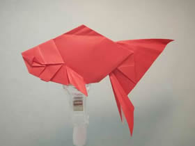 怎么折纸复杂金鱼图解 手工逼真金鱼折法步骤