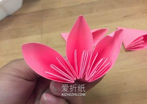 怎么简单折纸七瓣樱花 儿童手工樱花的折法- www.aizhezhi.com