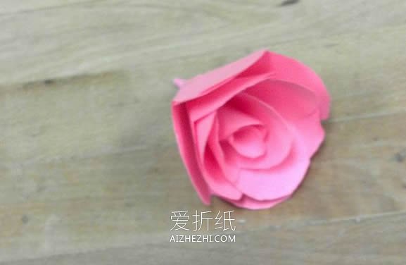 怎么用彩纸做玫瑰花图解 简单纸玫瑰手工制作- www.aizhezhi.com