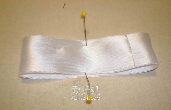 怎么做愤怒的小鸟发夹 缎带制作愤怒的小鸟- www.aizhezhi.com