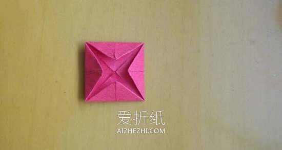 怎么折纸小衣裤的方法 儿童简单衣裤的折法- www.aizhezhi.com