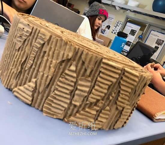 怎么自制做猫咪磨爪器 瓦楞纸制作树桩磨爪器- www.aizhezhi.com