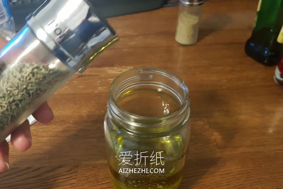 怎么自制油灯的方法 玻璃罐手工制作简易油灯- www.aizhezhi.com