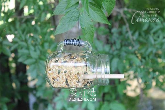 怎么做简单喂鸟器图解 玻璃瓶手工制作喂鸟器- www.aizhezhi.com
