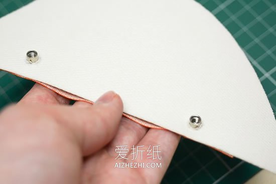 怎么自制笔记本的方法 皮革封面橙子本子制作- www.aizhezhi.com