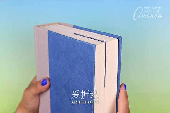 怎么简单做三角形书签 卡纸手工折纸边角书签- www.aizhezhi.com