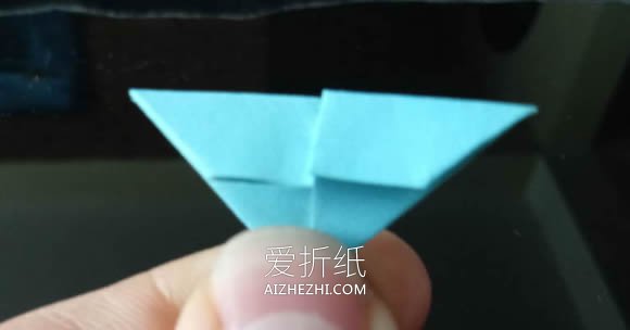 怎么做三角插孔雀图解 三角插制作孔雀教程- www.aizhezhi.com