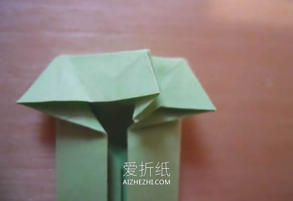 怎么折纸双翼飞机图解 手工多翼飞机的折法- www.aizhezhi.com